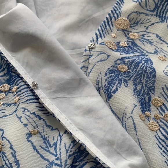 BTFL-life tropical leaf print , blue and white cropped, smoked waist top, size M - Picture 15 of 16